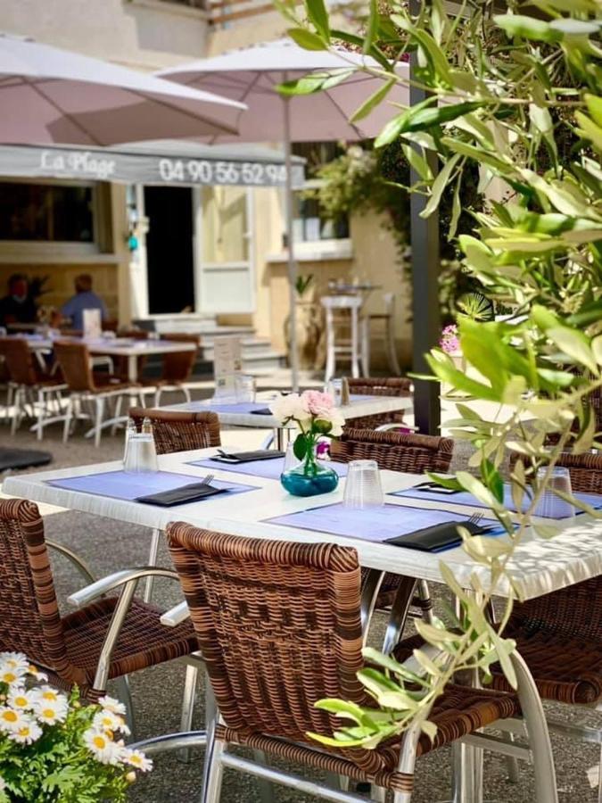 Hotel Restaurant La Plage Port-Saint-Louis-du-Rhône Buitenkant foto